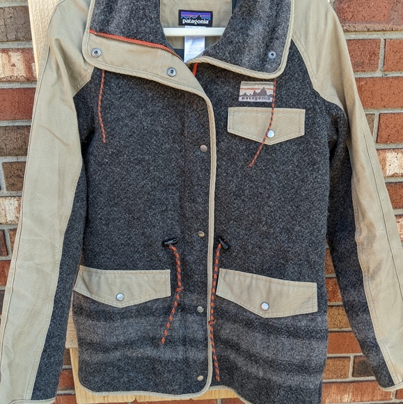 Patagonia reclaimed wool parka - Picture 3 of 6